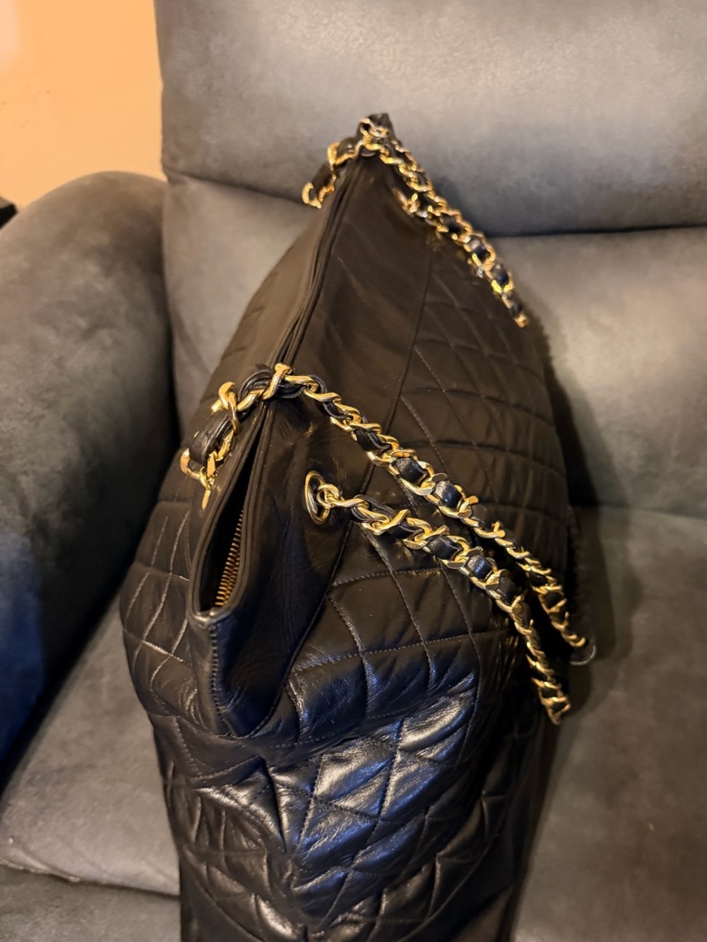 XL Vintage CHANEL Black Quilted Leather Tote with Gold Chain and CC Charm - Picture 12 of 17